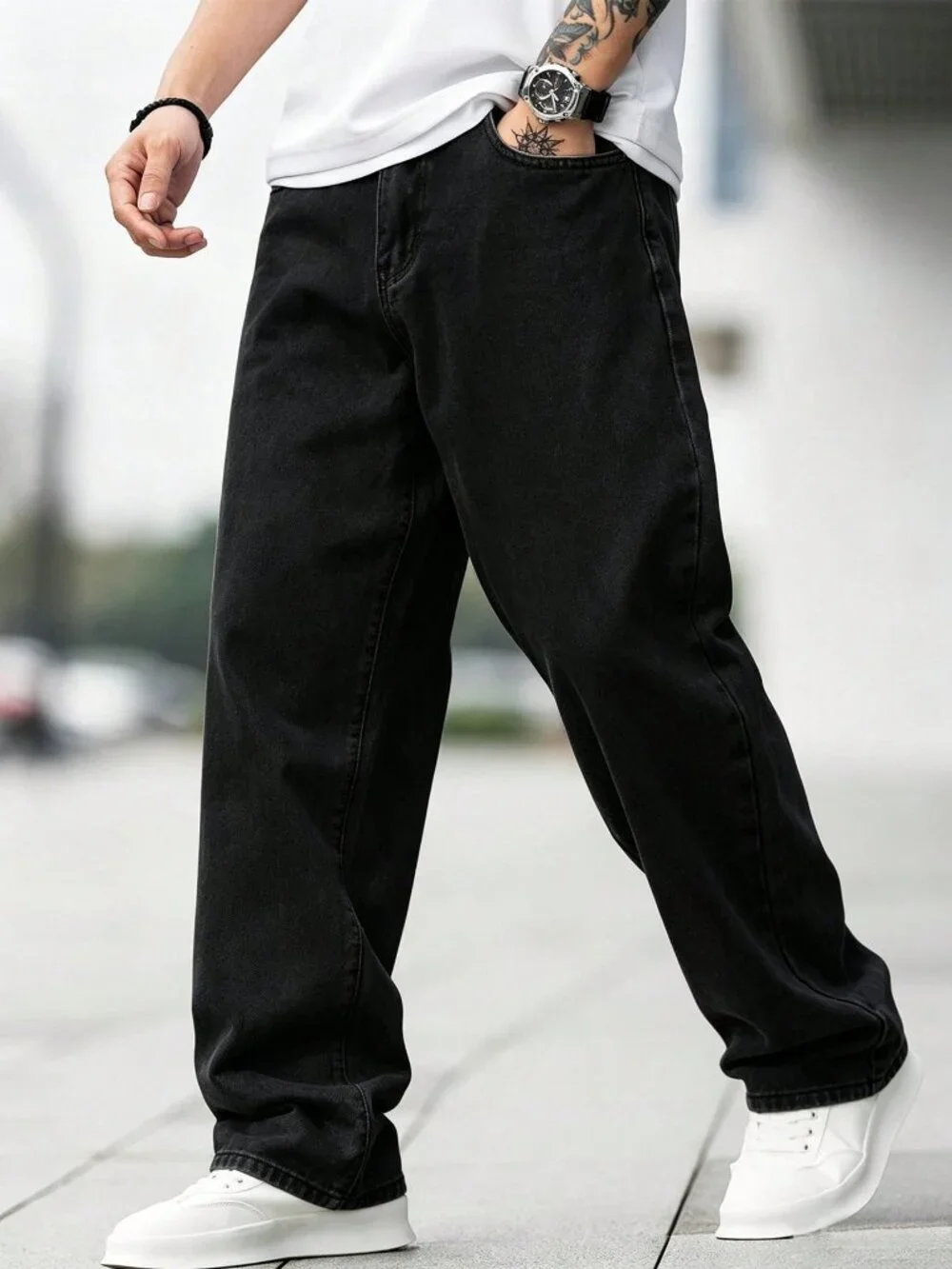 Black Casual Men's Loose Fit Cotton Jeans With Slant Pockets
